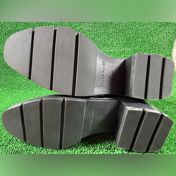 Donald J Pliner Women’s Black Leather Harness Ankle Boots Size 8 - Picture 9 of 16